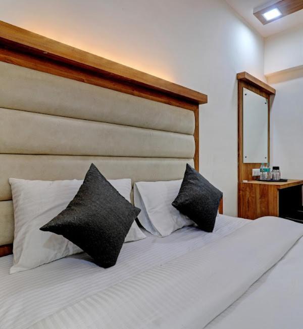 Sun Inn Residency , นาวีมุมไบ ภายนอก รูปภาพ