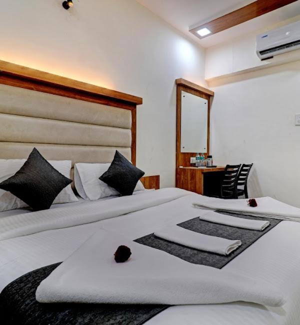 Sun Inn Residency , นาวีมุมไบ ภายนอก รูปภาพ